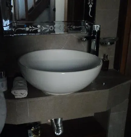 多莫斯一室公寓酒店 *