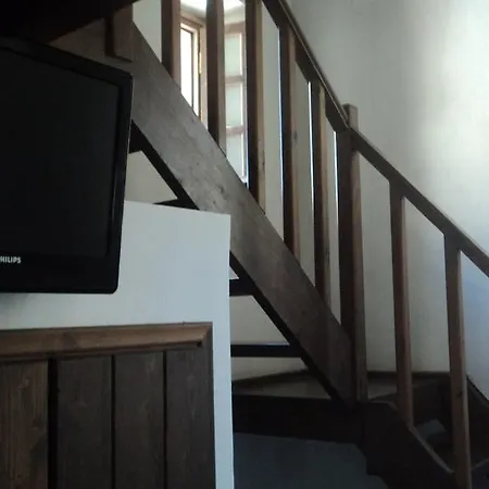 多莫斯一室公寓酒店 * Rhodes City