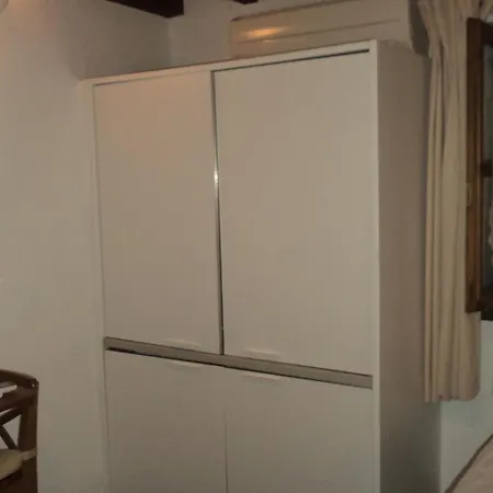 多莫斯一室公寓酒店 公寓 *